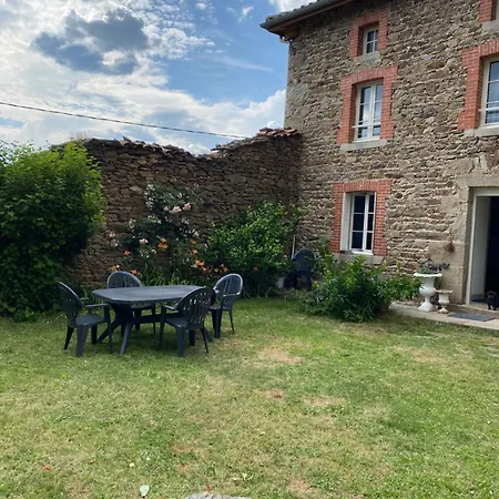 Grande D'hote Chalmazel-Jeansagniere